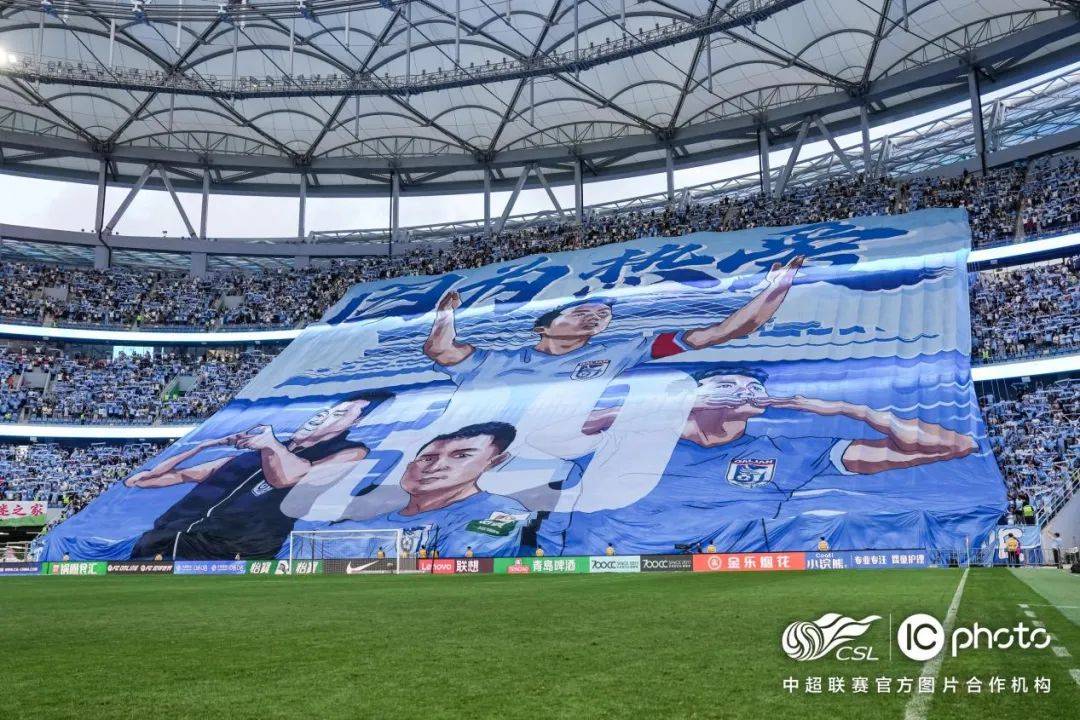 联赛热点话题讨论激烈，球迷观点多元