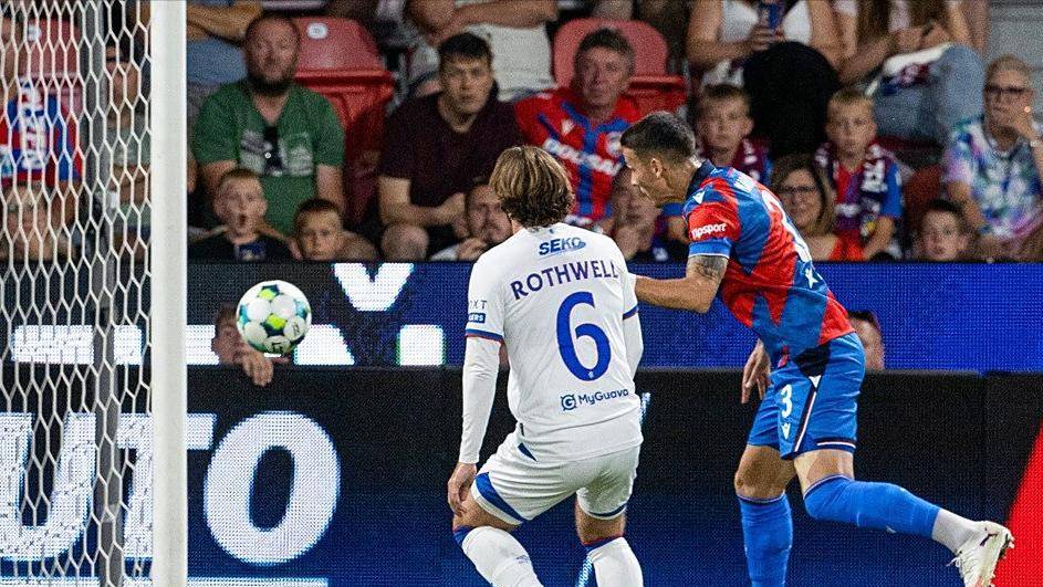 基辅迪纳摩主场告捷,球队状态回勇 基辅迪纳摩主场告捷,球队状态回勇