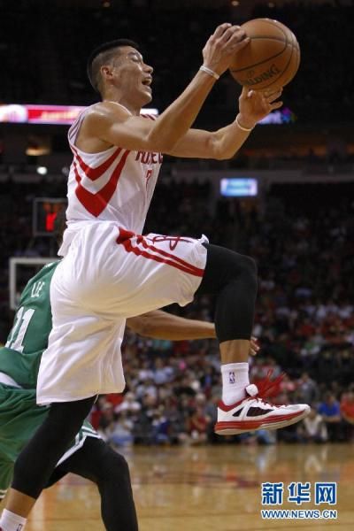 休斯顿力克凯尔特人,小狗新秀闪光登场 休斯顿力克凯尔特人,小狗新秀闪光登场