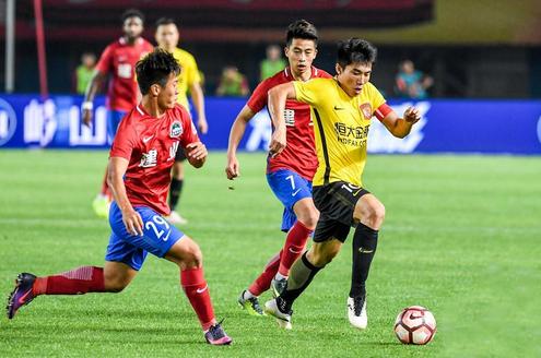 建业主场不敌广州恒大,遭遇连败 建业主场不敌广州恒大,遭遇连败